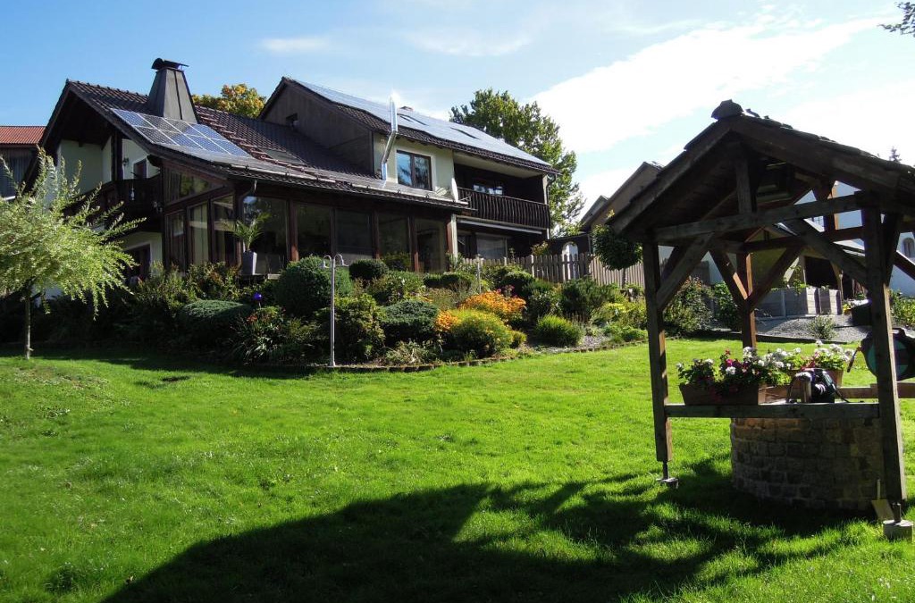 Neualbenreuth Apartment | Ferienwohnung Bayer