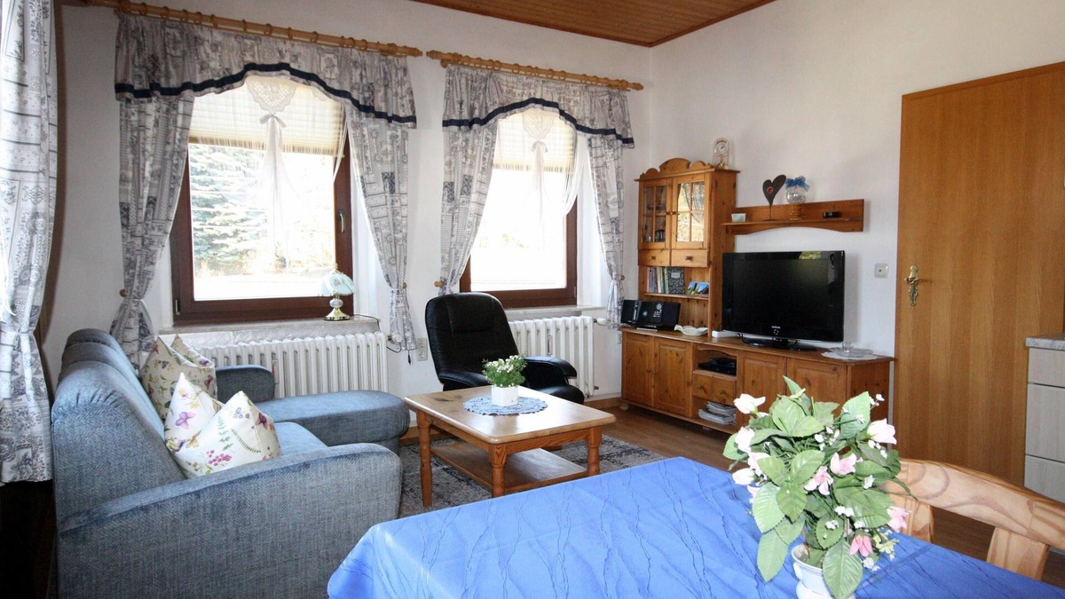 Sehmatal-Neudorf Apartment | Ferienwohnung Bergkristall