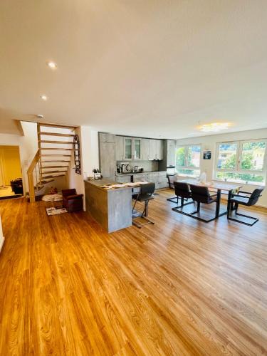 Waldkirch Apartment | Ferienwohnung Burgblick