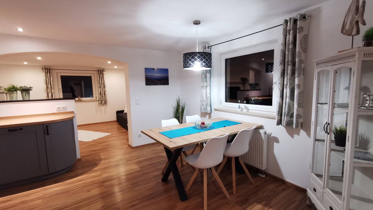 Chieming Apartment | Ferienwohnung Chiemseeliebe