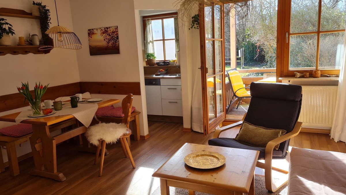 Arlaching Apartment | Ferienwohnung Chiemseeoase