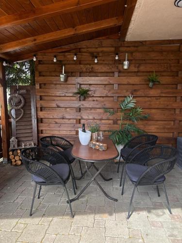 Uehlingen-Birkendorf Apartment | Ferienwohnung Lavendel