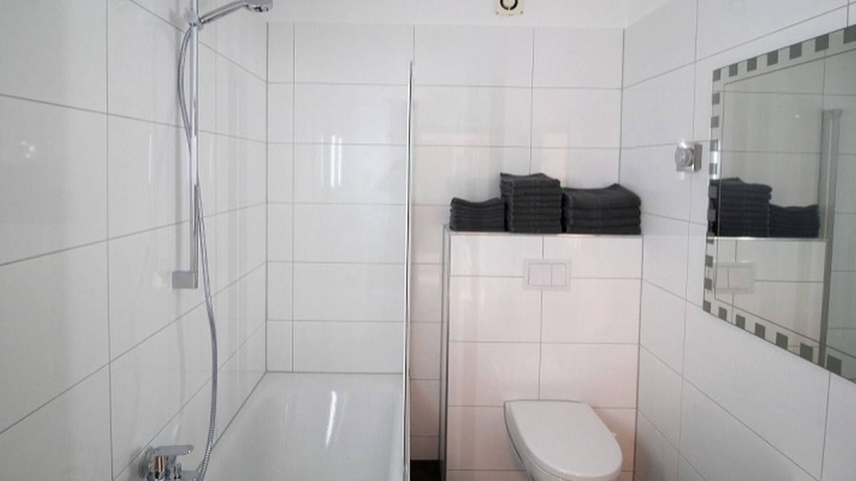 Refrath Apartment | Ferienwohnung Bergisch-gladbach B01, 75qm, 2 Schlafzimmer, 1 Wohn-/ Schlafzimmer, Max. 4 Personen
