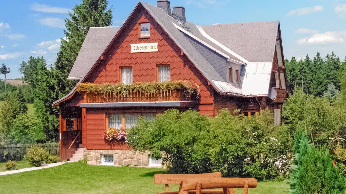 Hermsdorf-Erzgebirge Apartment | Ferienwohnung Neuhermsdorf