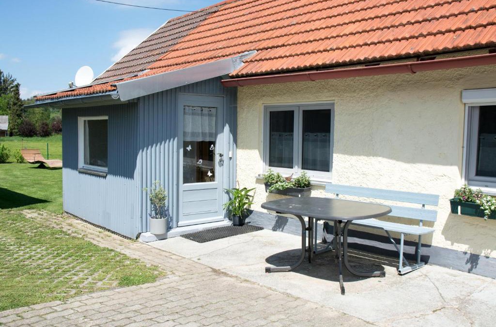 Winterstetten Apartment | Ferienwohnung Kleiner Spatz