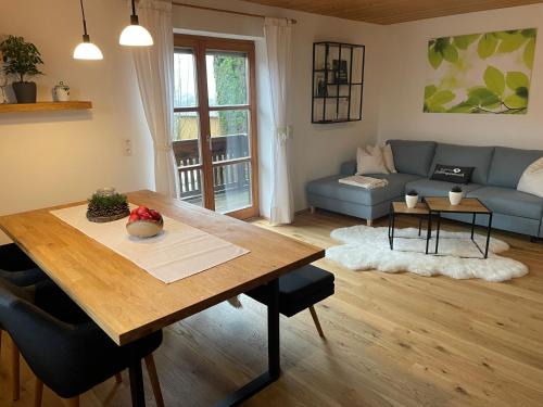 Neukirchen vorm Wald Apartment | Ferienwohnung Hofleben Reiner