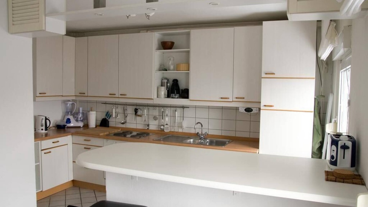 Rheda Apartment | Ferienwohnung mit 100qm, 3 Schlafzimmer, max. 6 Personen, Balkon