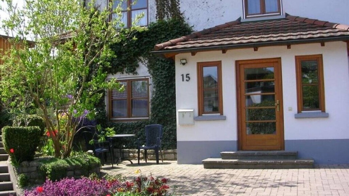 Rheinfelden Apartment | Ferienwohnung Benz - Nichtraucherwohnung im Erdgeschoss