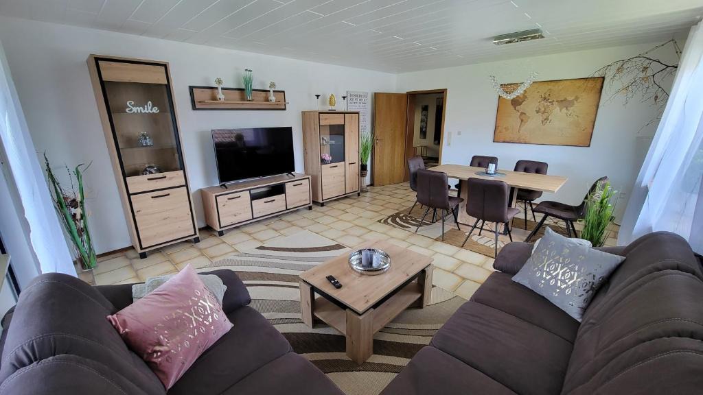 Schollbrunn Apartment | Ferienwohnung Edol