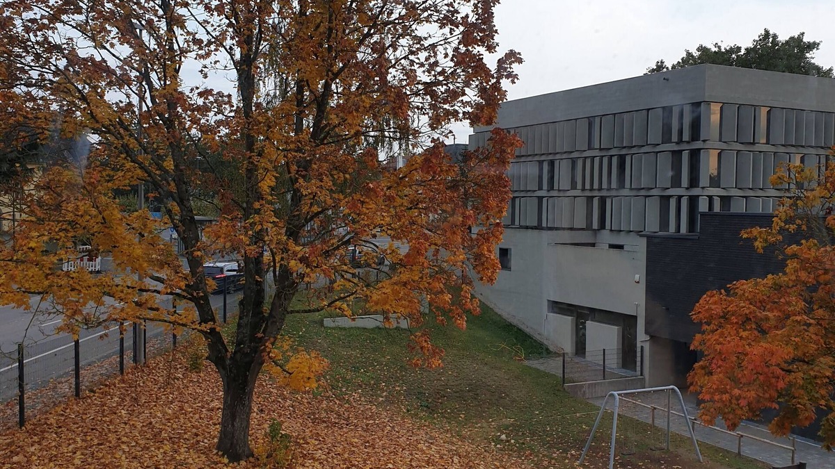 Saarlouis Apartment | Ferienwohnung für 6 Personen in Saarlouis