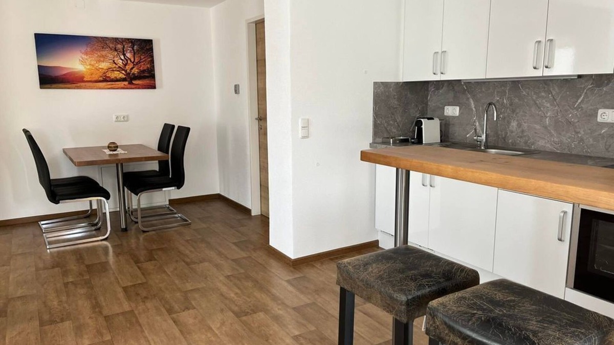 Lodersdorf Apartment | Ferienwohnung Fink - apartment/flat, shower, WC, as good as new