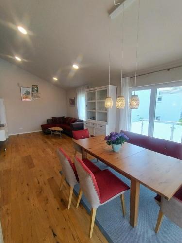 Bad Waldsee Apartment | Ferienwohnung Frauenberg