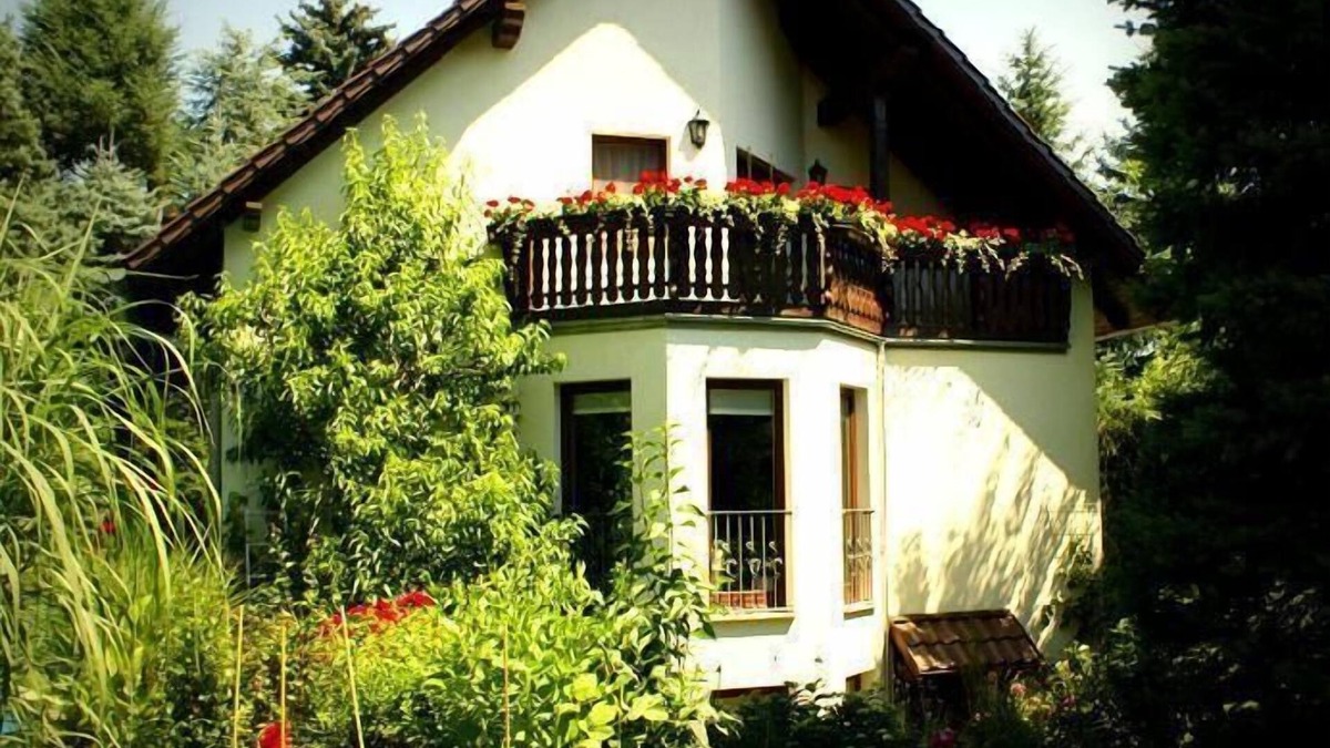 Leubnitz-Neuostra Apartment | Ferienwohnung "Ginkgo" Dresden