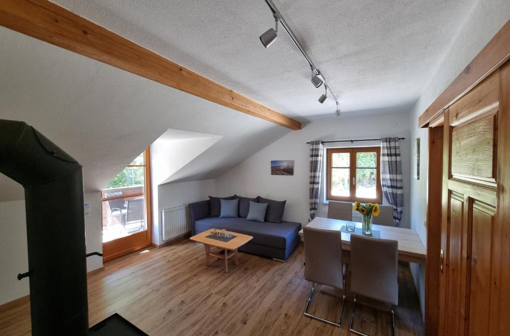 Eisenbergeramt Apartment | Ferienwohnung Gschwendt