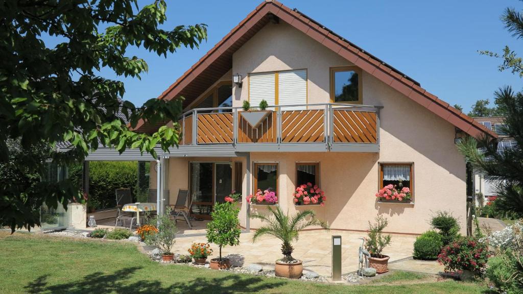 Steinbach Apartment | Ferienwohnung Herrnberg