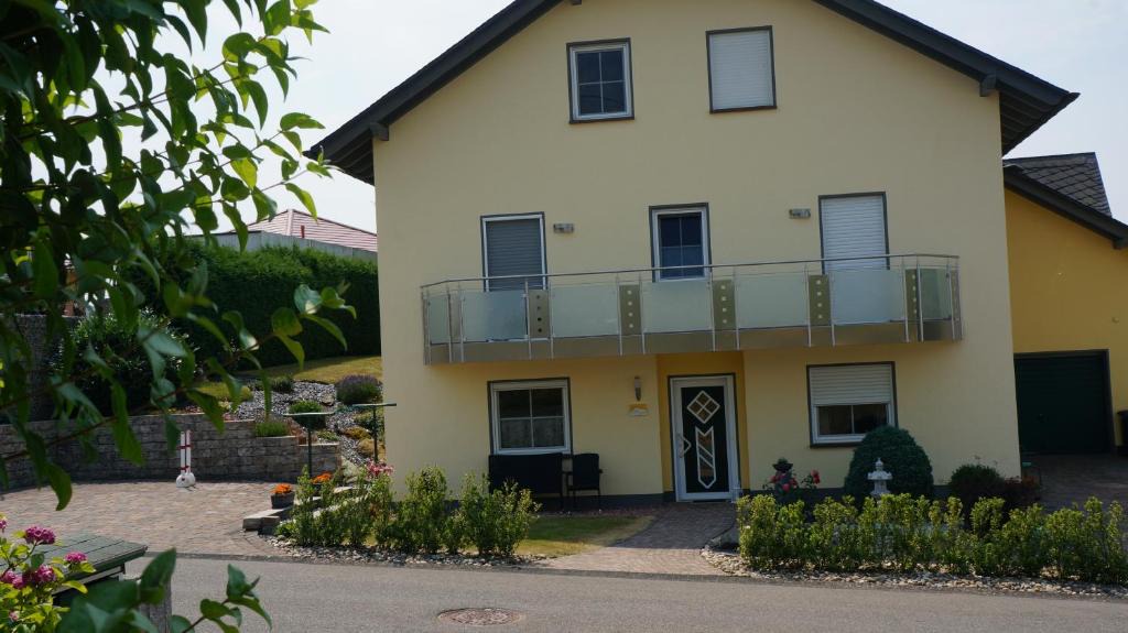 Malborn Apartment | Ferienwohnung Hunsrücknest