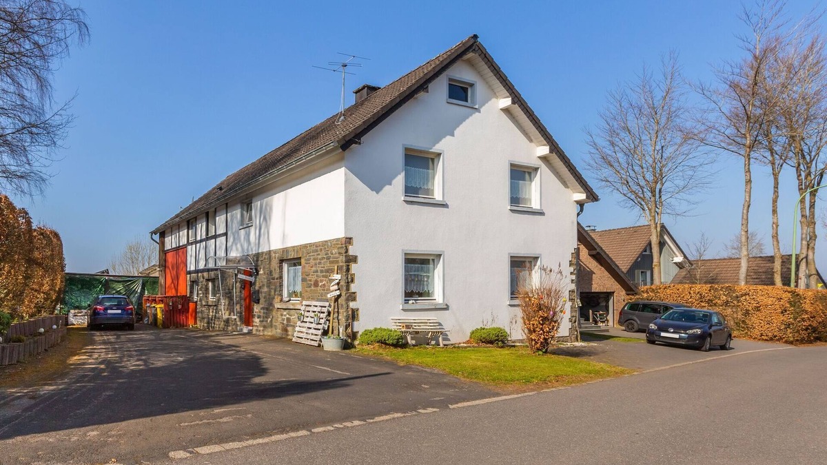 Hofen Apartment | Ferienwohnung in Monschau-Höfen mit eigenem Garten