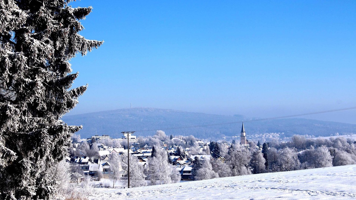 Kirchenlamitz Apartment | Ferienwohnung im Erdgeschoss inmitten des Naturparks Fichtelgebirge
