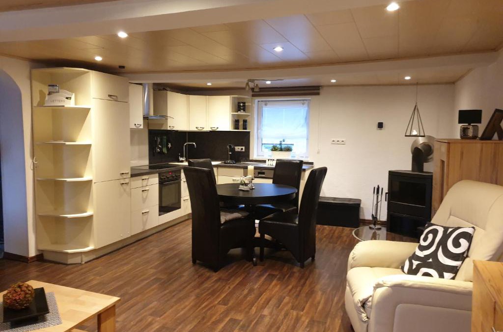 Bad Zwesten Apartment | Ferienwohnung im Urfftal