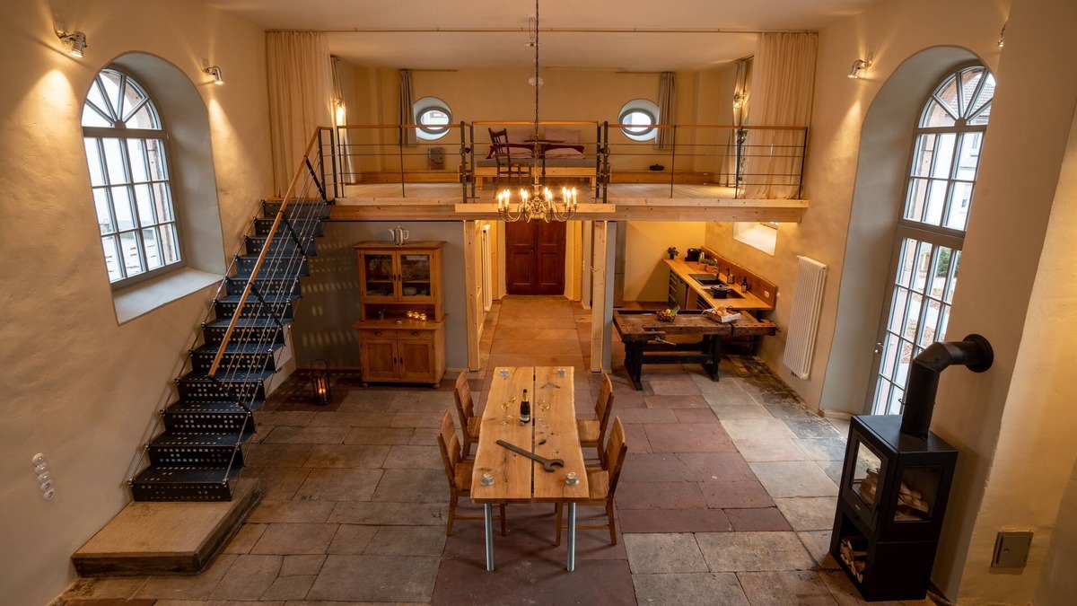 Altleiningen House | Ferienwohnung in Einer Denkmalgeschützten Kirche