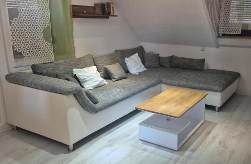 Augsfeld Apartment | Ferienwohnung Jasmin
