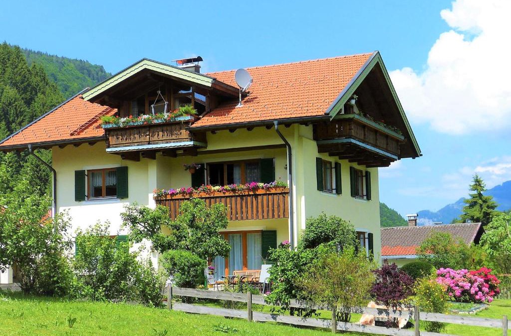 Aschau im Chiemgau Apartment | Ferienwohnung Kaiserblick