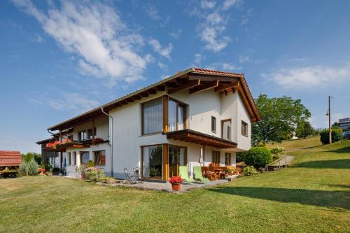 Ebersbach an der Fils Apartment | Ferienwohnung Kiesel