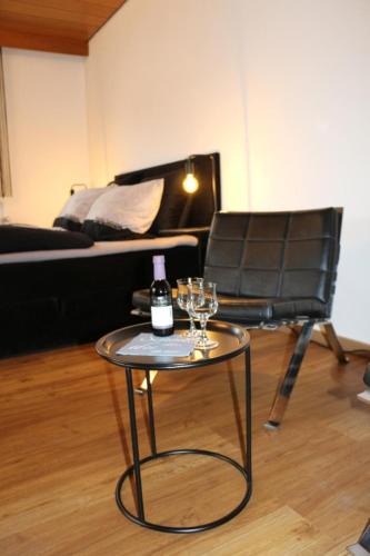 Nendingen Apartment | Ferienwohnung Kirche