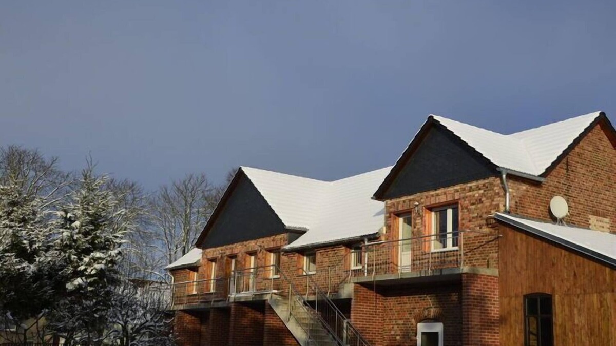 Zutzen Apartment | Ferienwohnung Kirsche - On the fruit tree