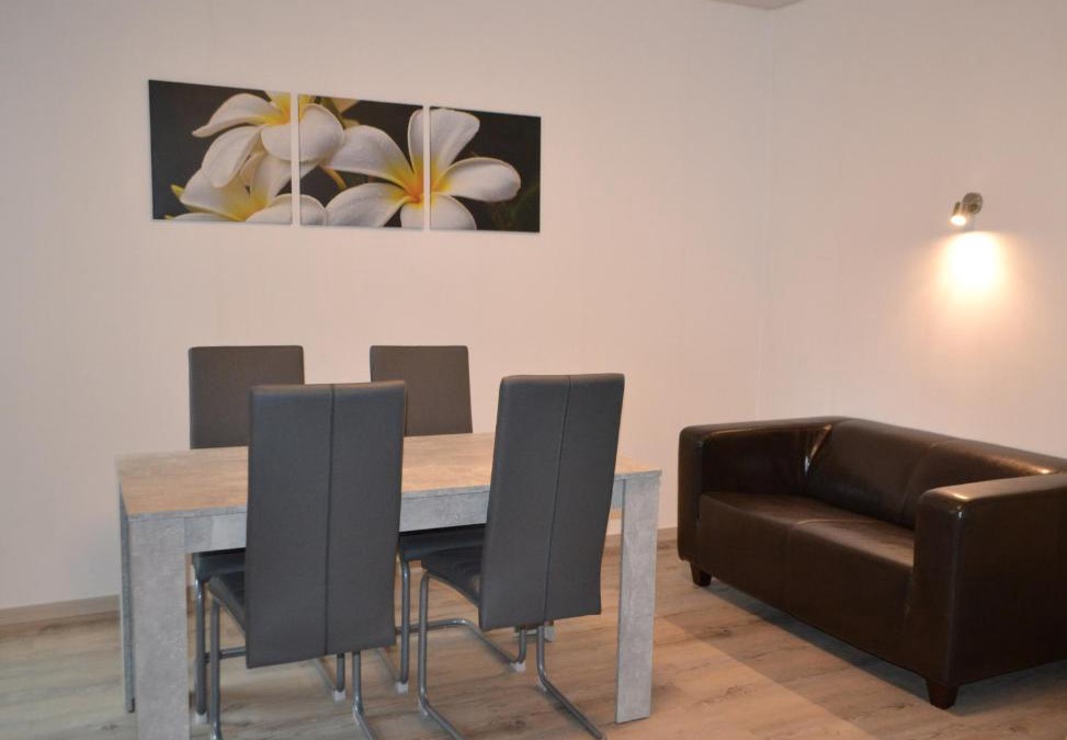 Upfingen Apartment | Ferienwohnung Krone