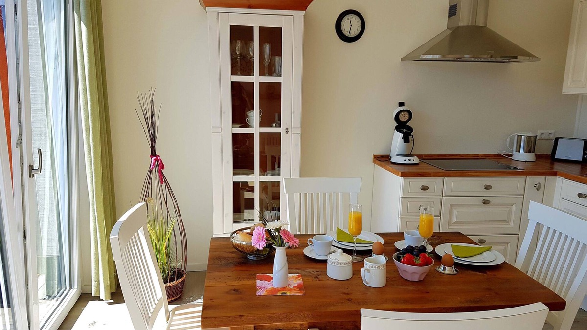 Veringenstadt Apartment | Ferienwohnung, Landhaus-Nestle 1, 57 qm, 1 Schlafzimmer, 1 Wohn-/Schlafzimmer, Terrasse, max. 3 Personen