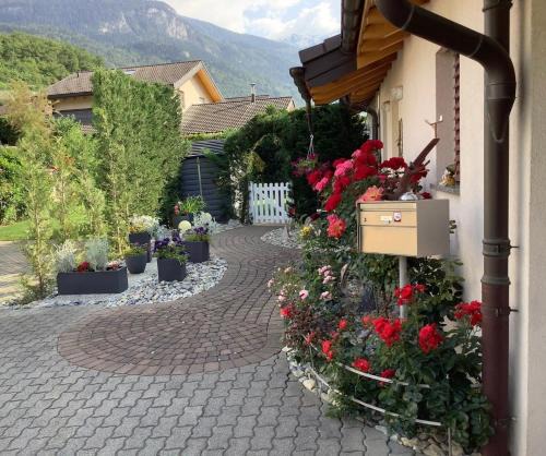 Sierre Bed & Breakfast | Ferienwohnung Lenggenhager Plantzette