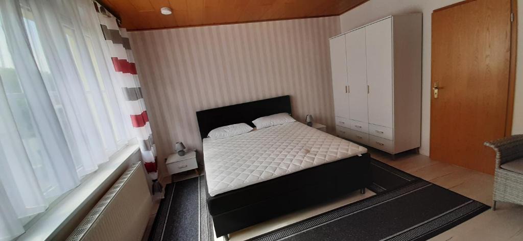 Plate Apartment | Ferienwohnung Lewitztor