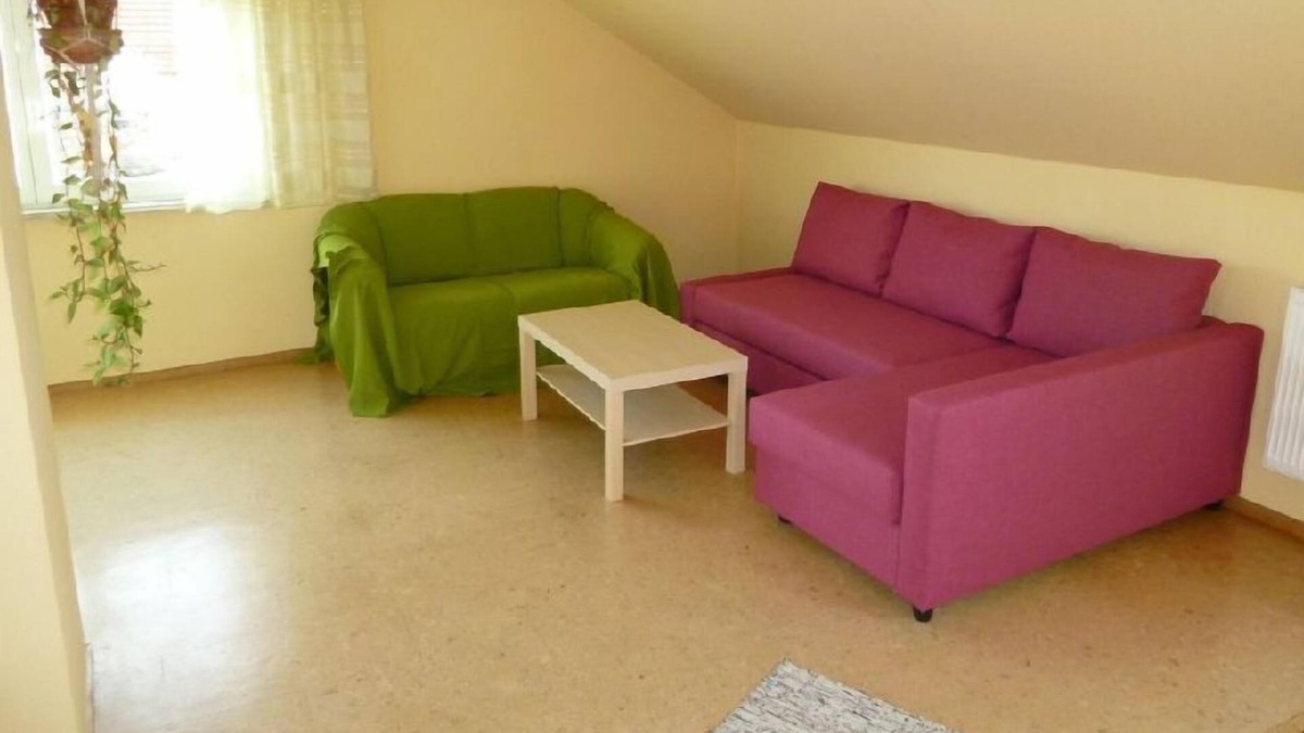 Bad Liebenzell Apartment | Ferienwohnung mit ca. 70qm, 1 Schlafzimmer, 1 Wohn-/Schlafzimmer, für maximal 3 Personen