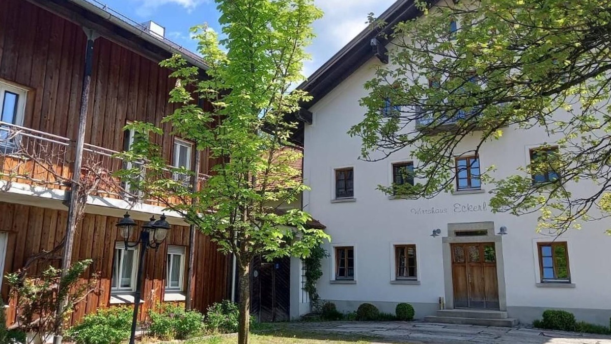 Bohmzwiesel Apartment | Ferienwohnung mit Balkon (ca. 60m2) auf Erlebnisbauernhof