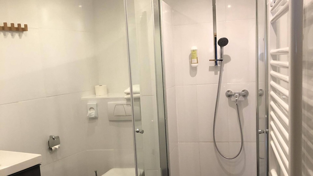 Seeboden Apartment | Ferienwohnung mit Balkon 2-4 Pers. - B & B Gmeineck