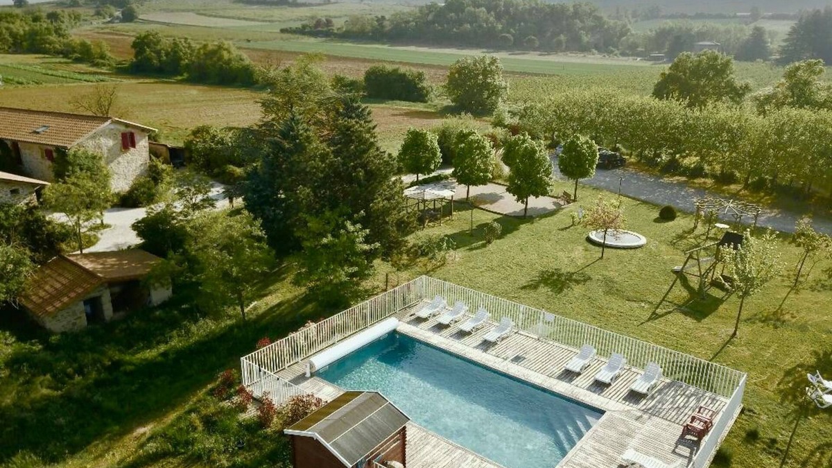 Marsaz Apartment | Ferienwohnung mit Beheizten Pool bis 5 Personen