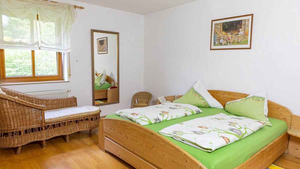 Altenkunstadt Apartment | Ferienwohnung mit großem Wohnraum und herrlichem Ausblick auf das Fichtelgebirge, kostenfreies WLAN