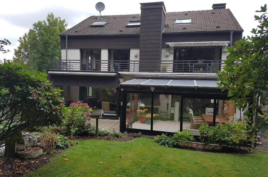 Annen Apartment | Ferienwohnung mit Pool und Spa in Witten