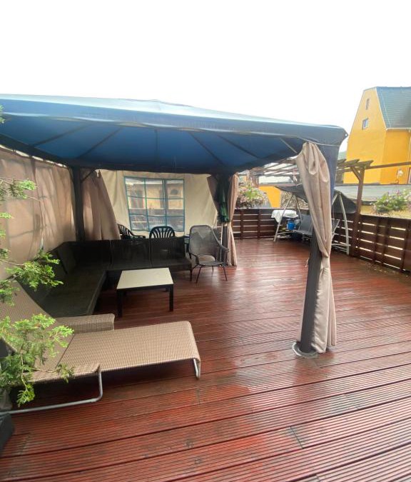 Aue Apartment | Ferienwohnung mit Terrasse