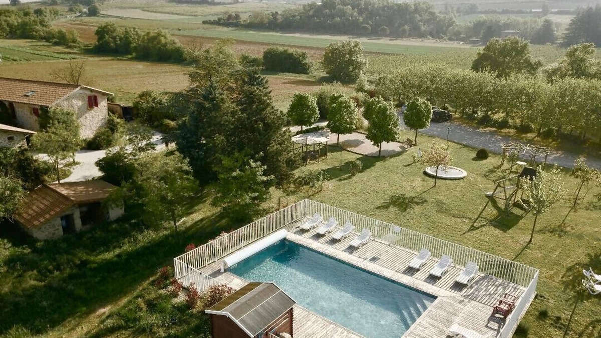 Marsaz Apartment | Ferienwohnung mit Verwarmten Pool bis 4 Personen