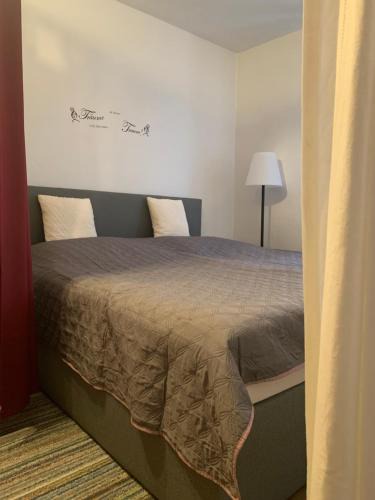 Bernstadt a. d. Eigen Apartment | Ferienwohnung Nehrettig