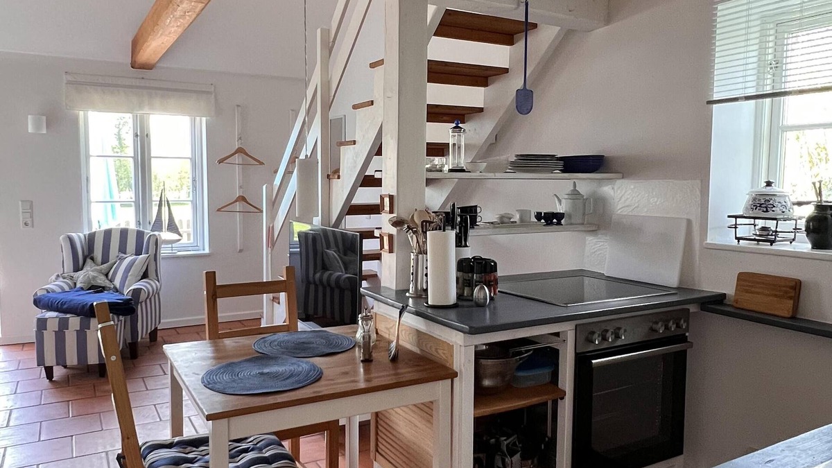 Winnert Apartment | Ferienwohnung Nr. 4-Apartment-Superior-Private Bathroom-Garden view