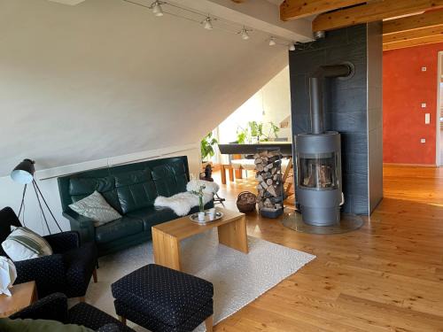 Hausen Apartment | Ferienwohnung Nussbaum-Nest