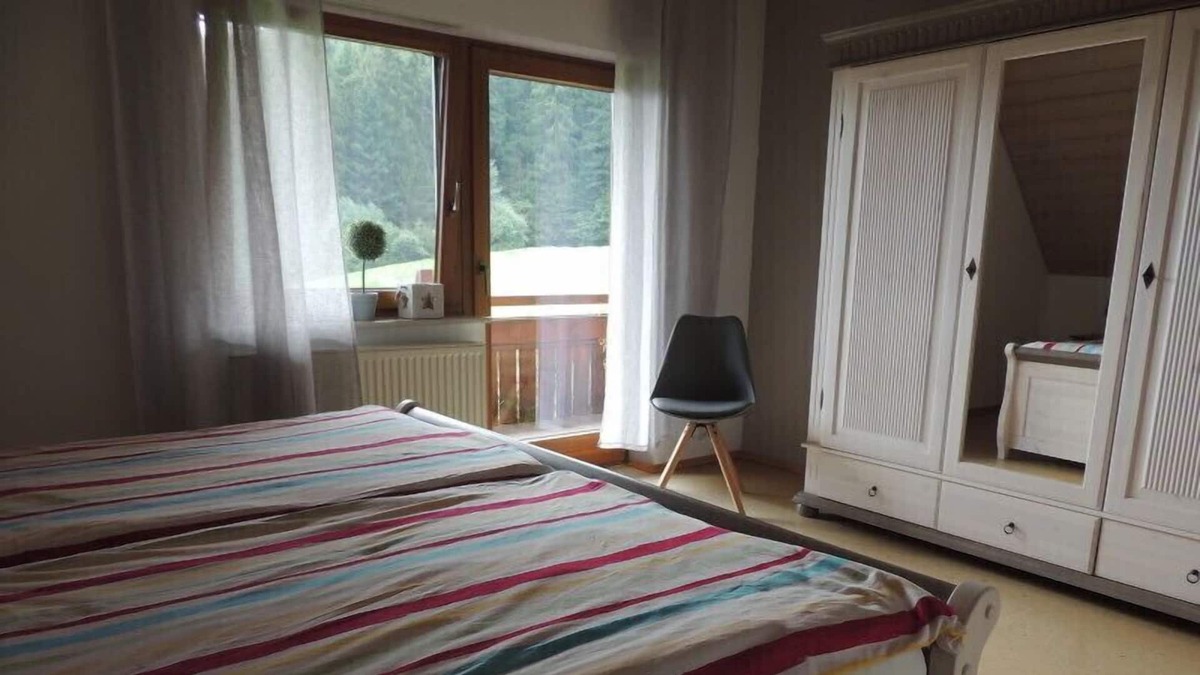 Tennenbronn Apartment | Ferienwohnung O