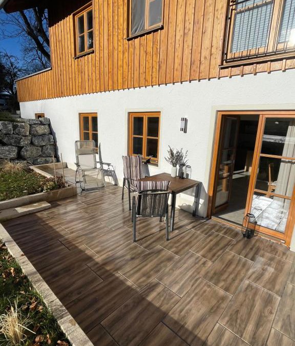 Irschenberg Apartment | Ferienwohnung Obstgarten