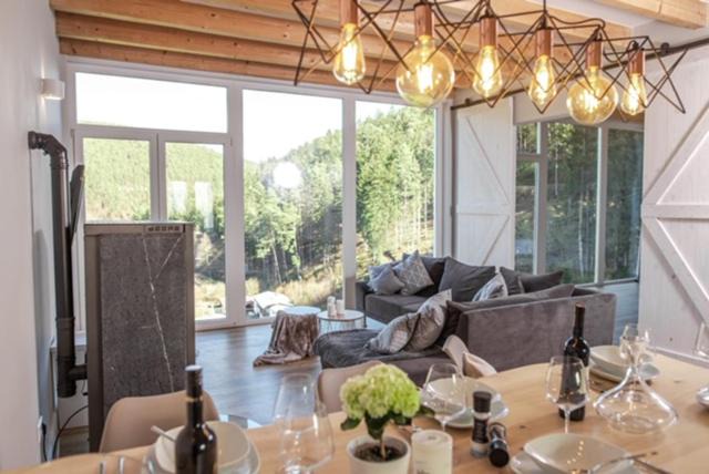 Elmstein Apartment | Ferienwohnung Otto-Dill-Halle