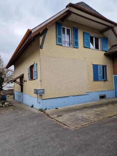 Meinisberg Apartment | Ferienwohnung Pirol