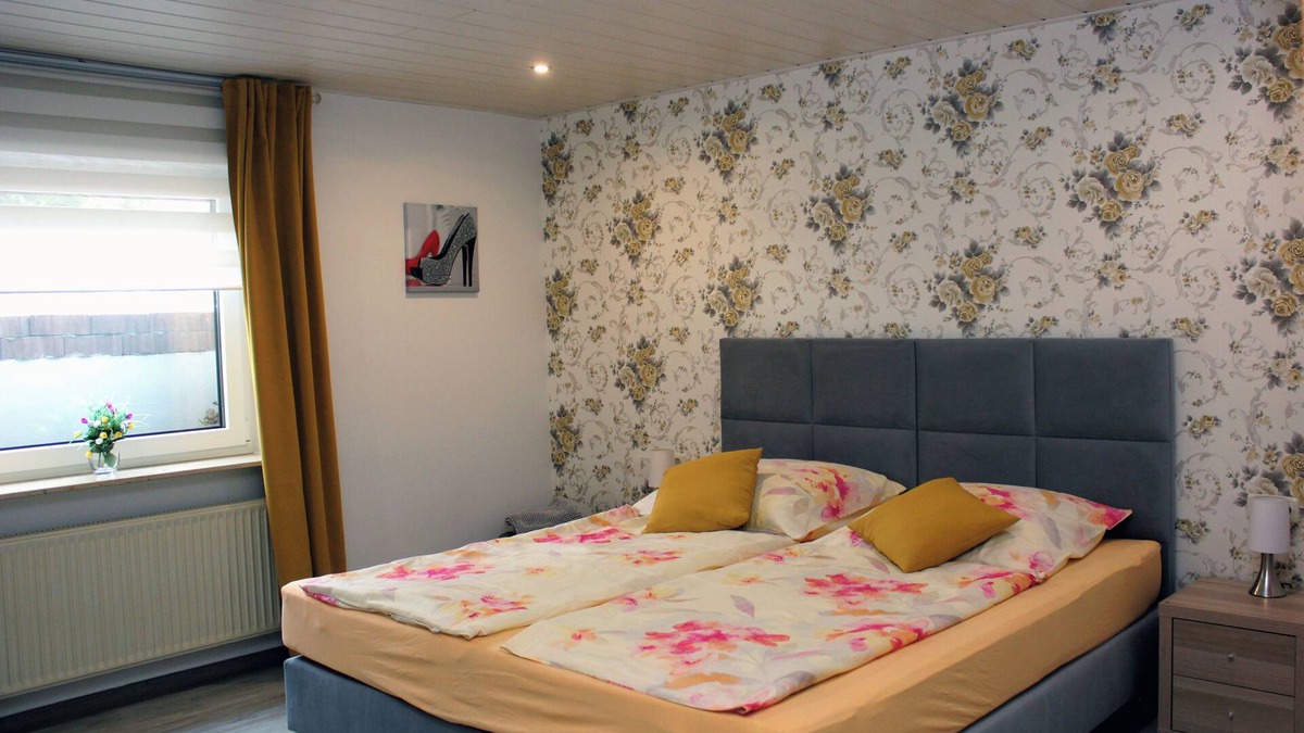 Mainz-Bingen Apartment | Ferienwohnung Rosenzimmer