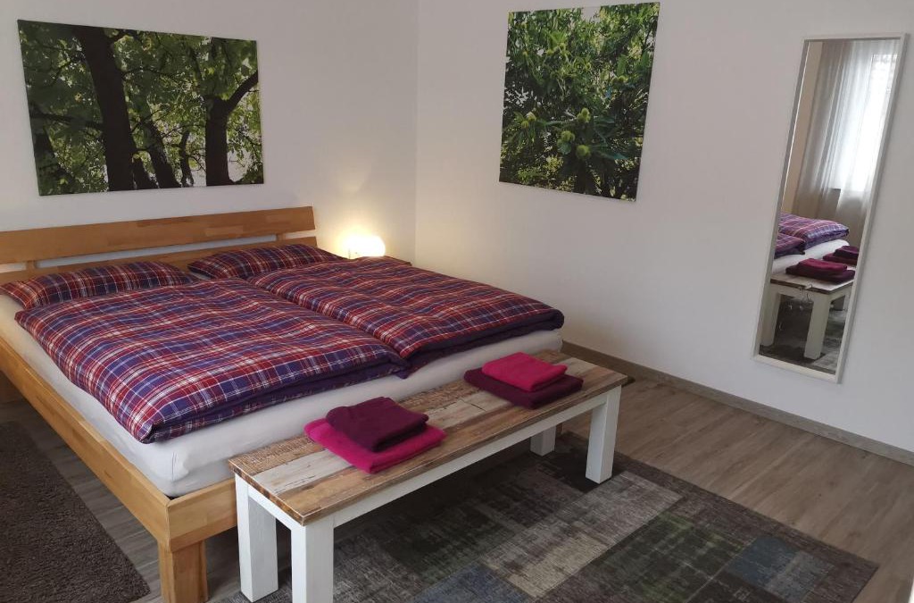 Schwaikheim Apartment | Ferienwohnung S-Bahn Nähe